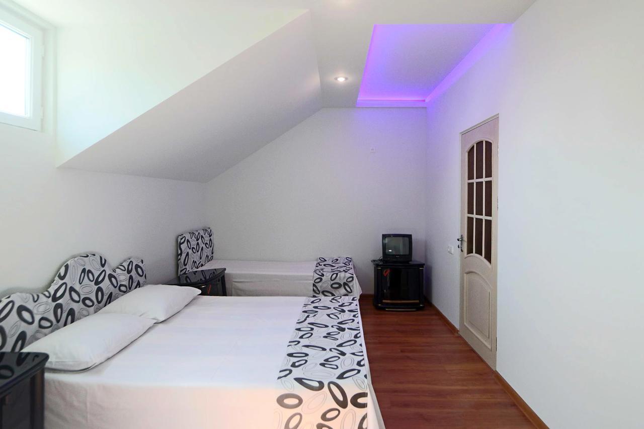 Garnim Guest House เยเรวาน ภายนอก รูปภาพ